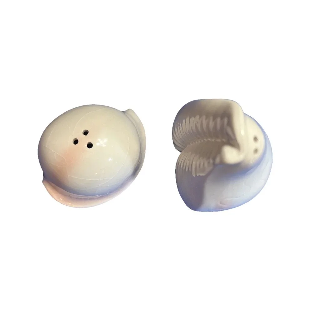Sea Shell Salt and Pepper Shakers White /Pink Glossy 3.5